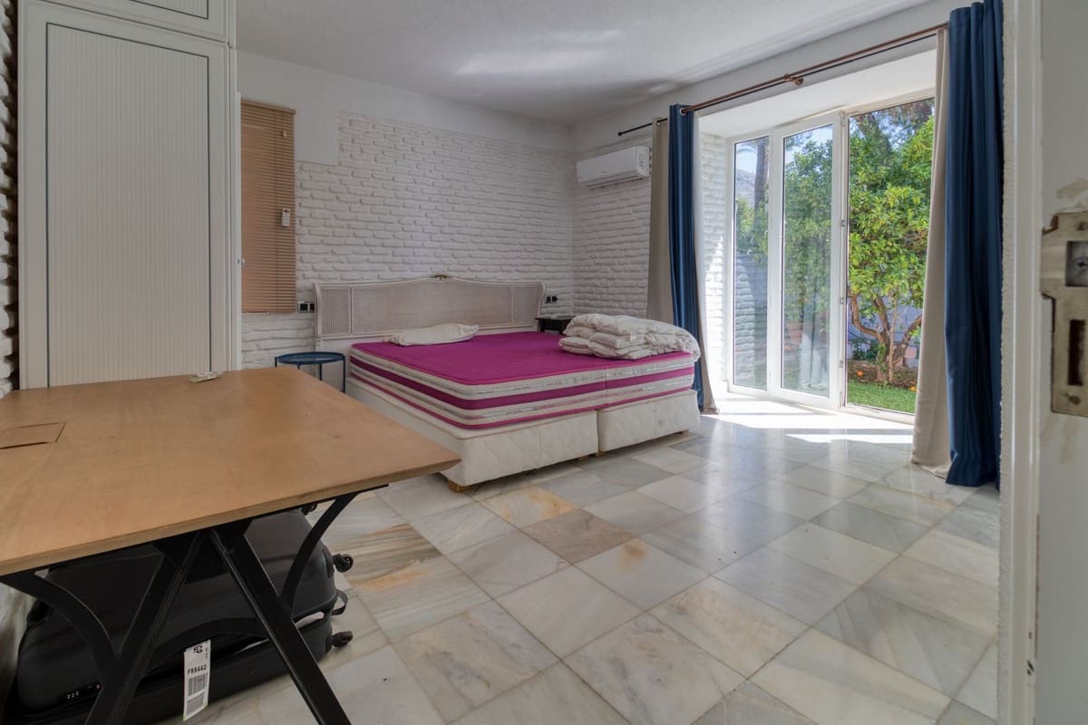 6 quarto Moradia para venda em Benalmadena com piscina garagem - 2 350 000 € (Ref: 9113500)