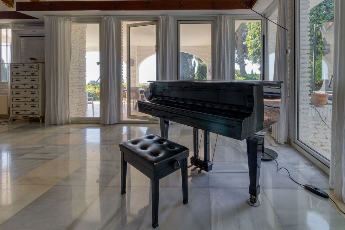 6 quarto Moradia para venda em Benalmadena com piscina garagem - 2 350 000 € (Ref: 9113500)