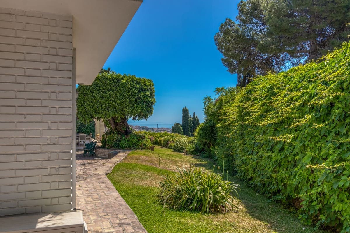 6 quarto Moradia para venda em Benalmadena com piscina garagem - 2 350 000 € (Ref: 9113500)