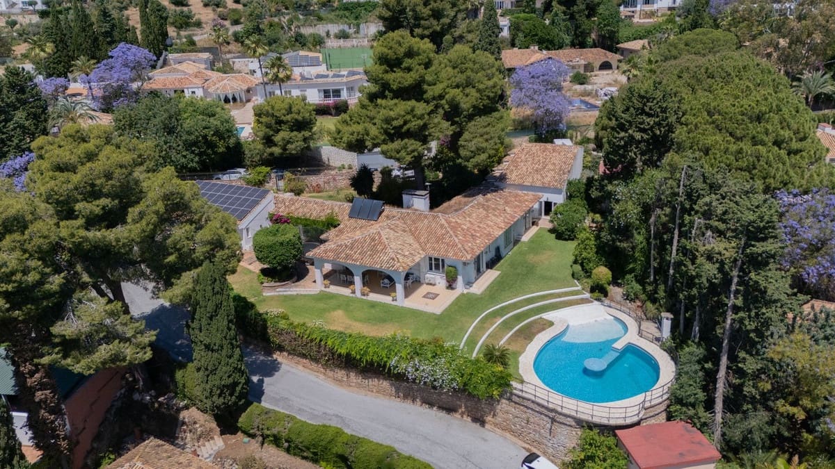 6 quarto Moradia para venda em Benalmadena com piscina garagem - 2 350 000 € (Ref: 9113500)