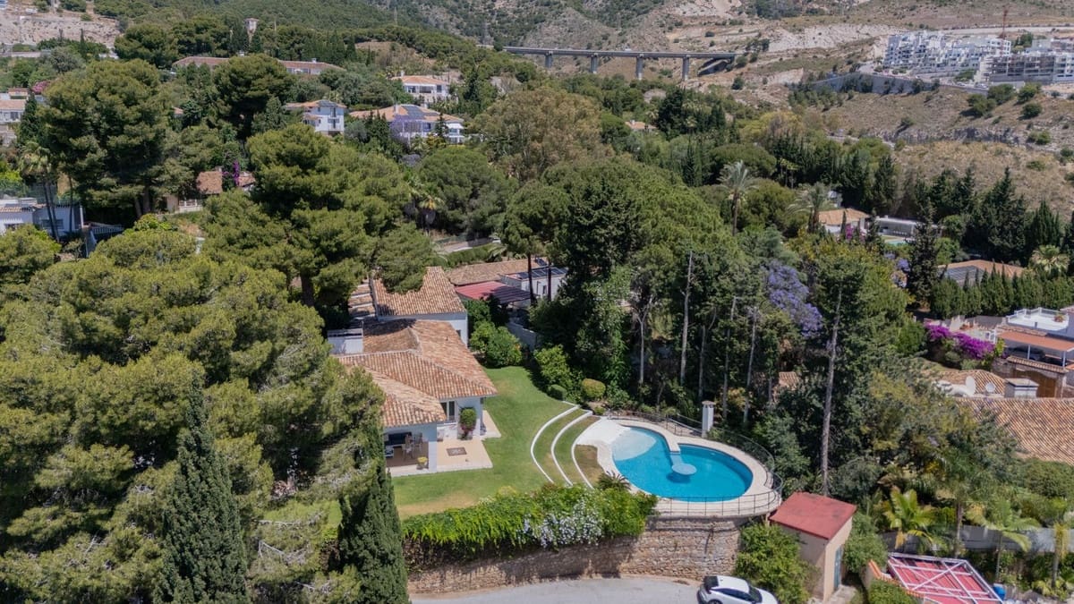 6 quarto Moradia para venda em Benalmadena com piscina garagem - 2 350 000 € (Ref: 9113500)