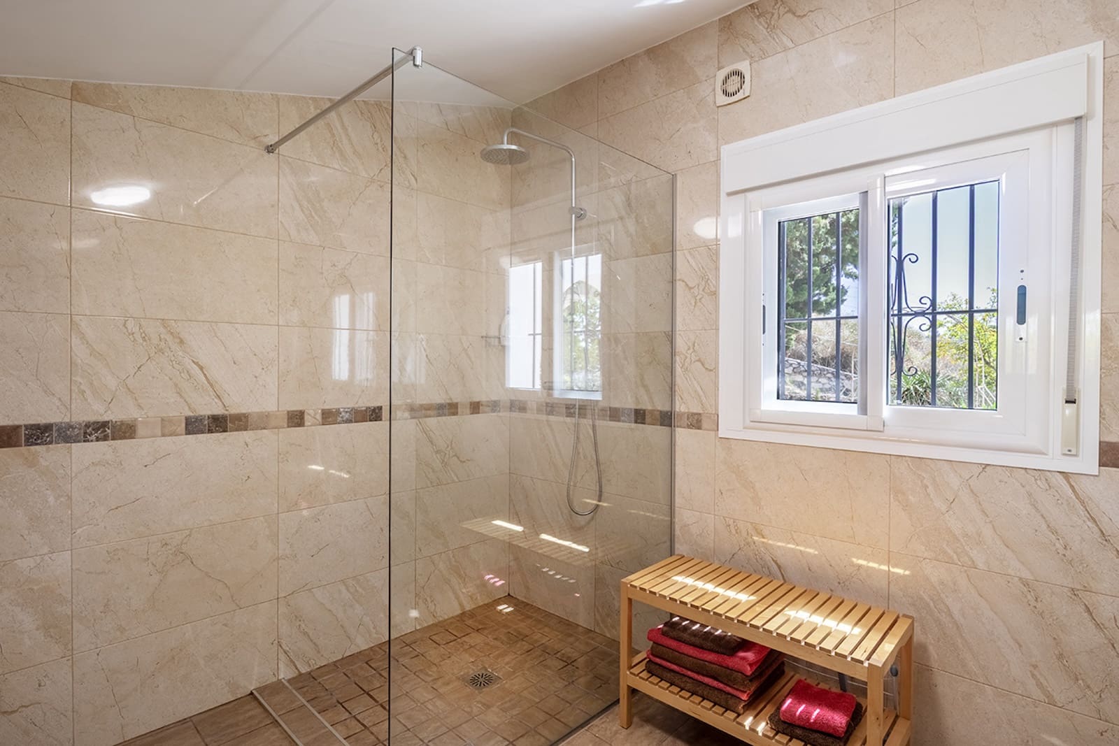 4 soveværelse Finca/Landehus til salg i Competa med swimmingpool garage - € 645.000 (Ref: 9148087)