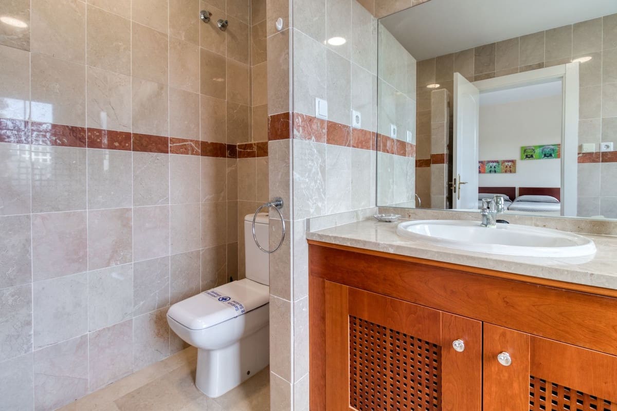 4 camera da letto Villetta Bifamiliare in vendita in Alhaurin de la Torre con piscina garage - 599.000 € (Rif: 9149737)