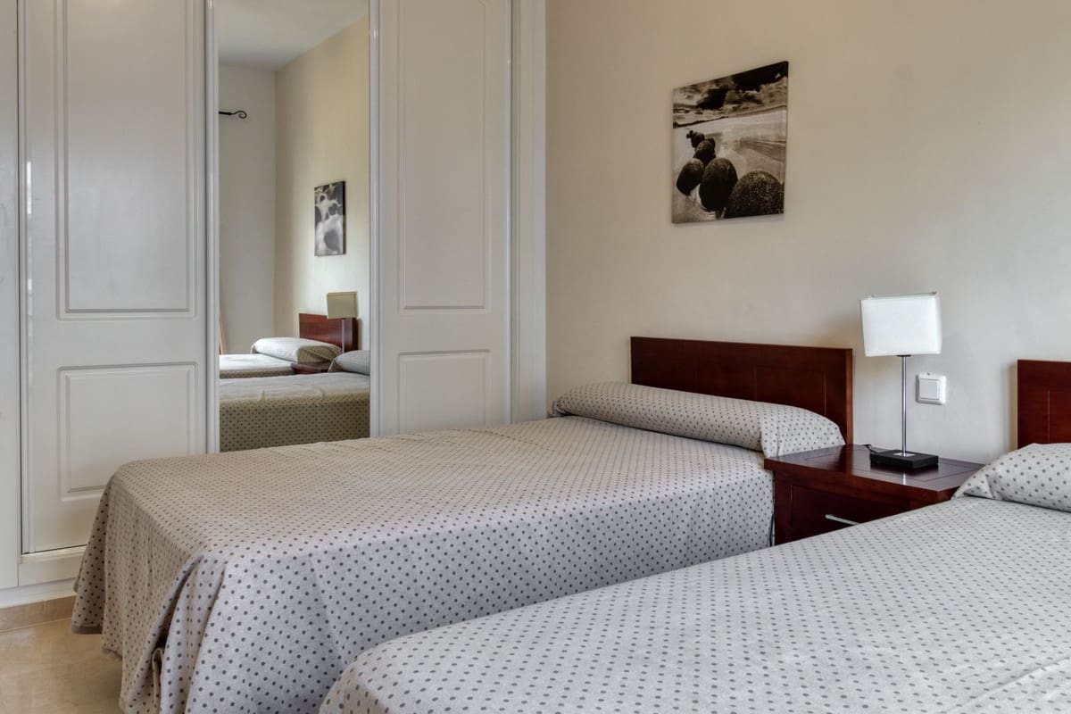 4 camera da letto Villetta Bifamiliare in vendita in Alhaurin de la Torre con piscina garage - 599.000 € (Rif: 9149737)