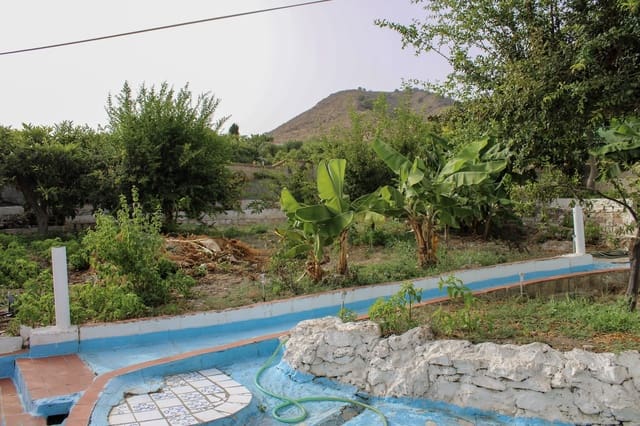 4 soveværelse Villa til salg i Nueva Nerja, Nerja med swimmingpool - € 349.000 (Ref: 9197099)