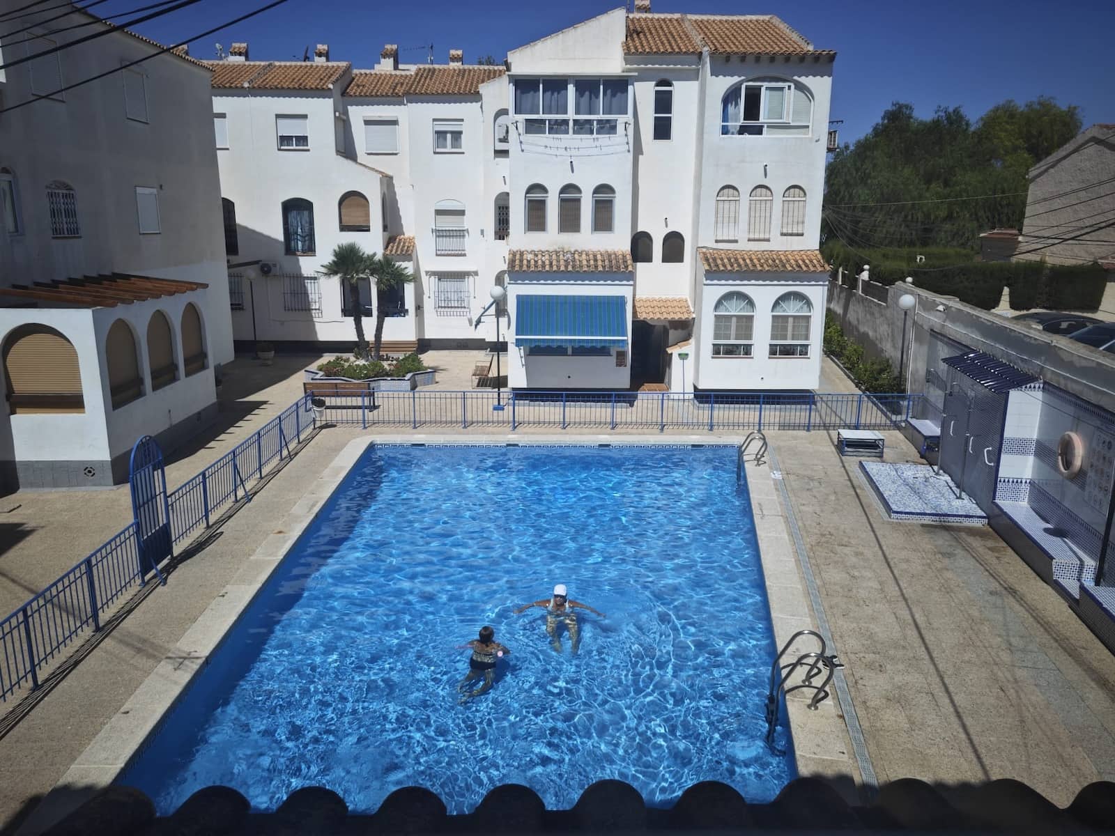 Lejlighed til salg i Torrevieja med swimmingpool - € 98.000 (Ref: 9218939)