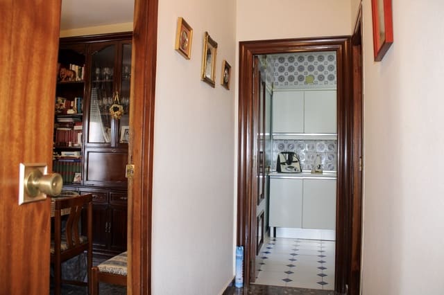 4 soveværelse Lejlighed til salg i Centro Historico, Málaga by med garage - € 725.000 (Ref: 9271438)