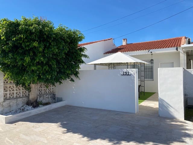 2 soveværelse Byhus til salg i El Molino, Torrevieja med garage - € 135.900 (Ref: 9288399)