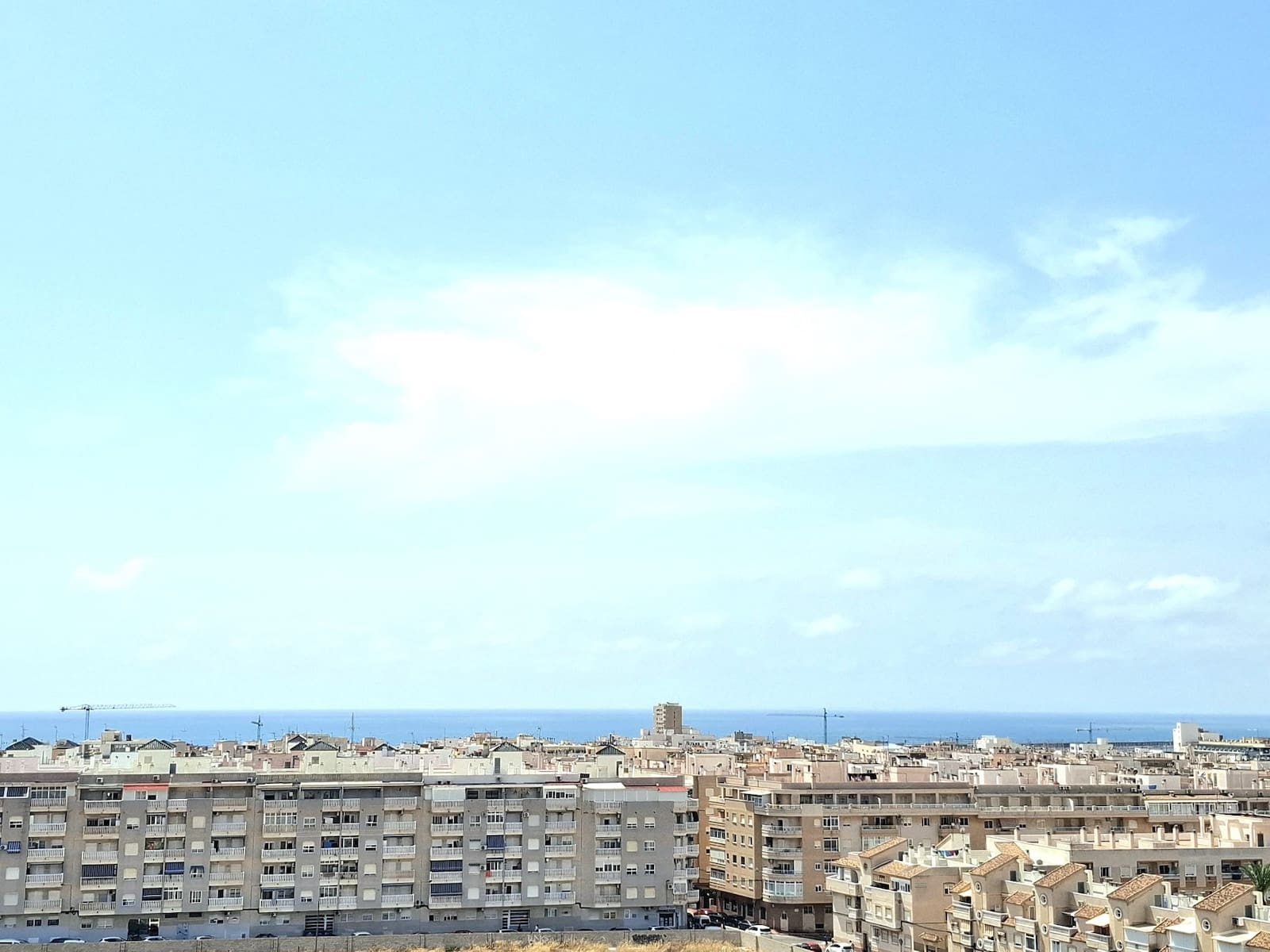 2 bedroom Apartment for sale in Torrevieja with pool - € 147,000 (Ref: 9289335)