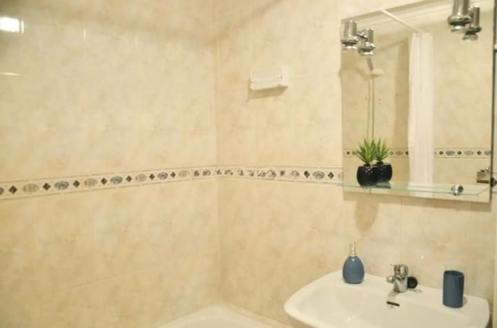 Lejlighed til salg i Torrevieja med swimmingpool - € 95.000 (Ref: 9307244)