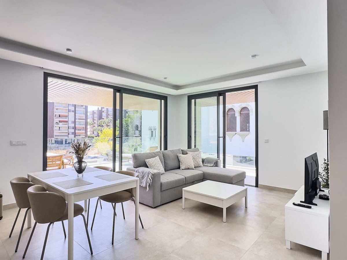 2 soverom Leilighet til salgs i Fuengirola med svømmebasseng - € 719 000 (Ref: 9324429)