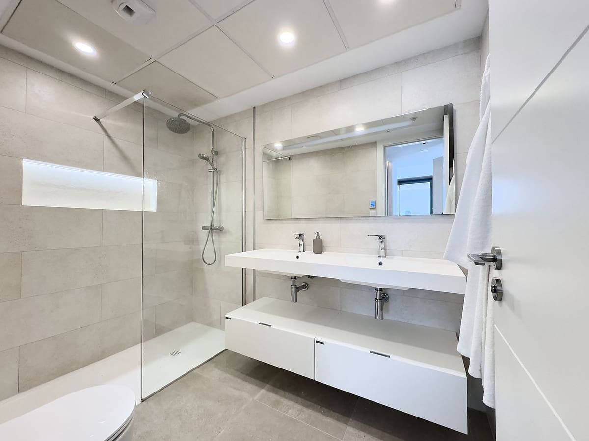 2 soverom Leilighet til salgs i Fuengirola med svømmebasseng - € 719 000 (Ref: 9324429)