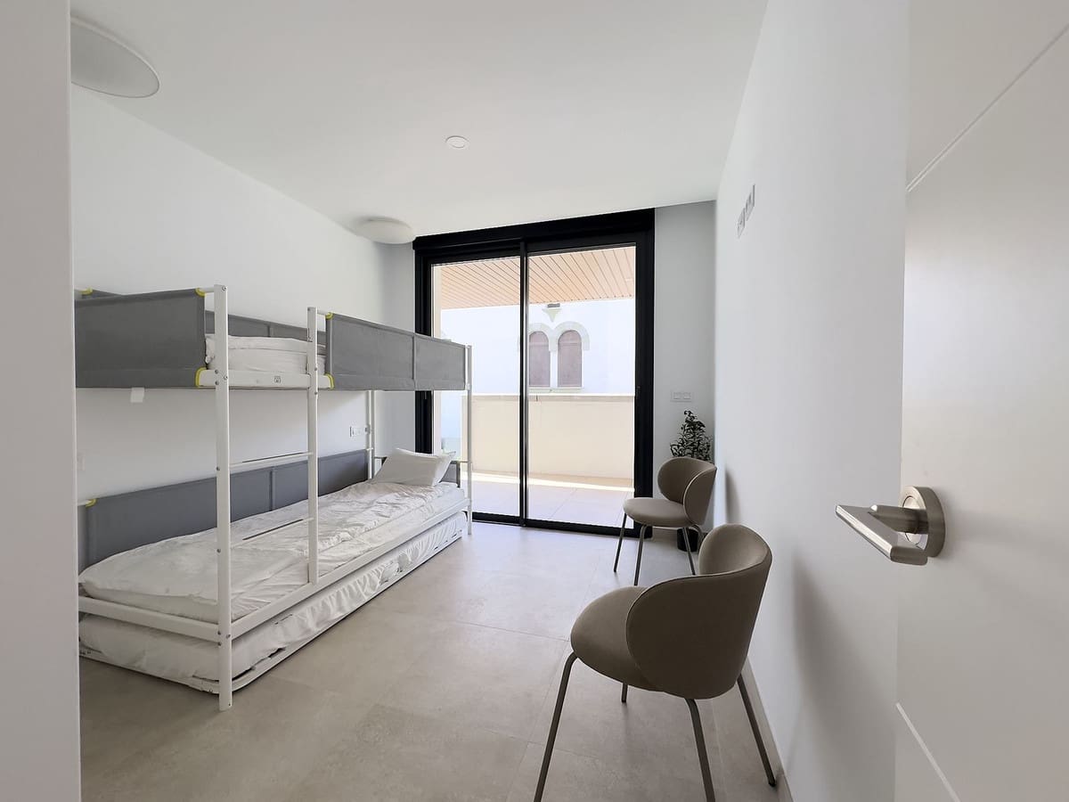 2 soverom Leilighet til salgs i Fuengirola med svømmebasseng - € 719 000 (Ref: 9324429)