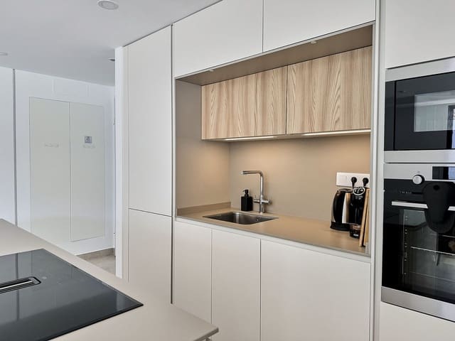 2 soverom Leilighet til salgs i Centro ciudad, Fuengirola med svømmebasseng - € 719 000 (Ref: 9324429)