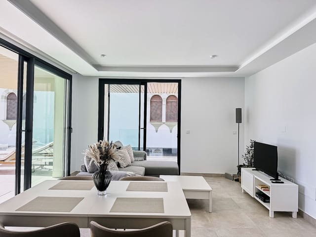 2 soverom Leilighet til salgs i Centro ciudad, Fuengirola med svømmebasseng - € 719 000 (Ref: 9324429)