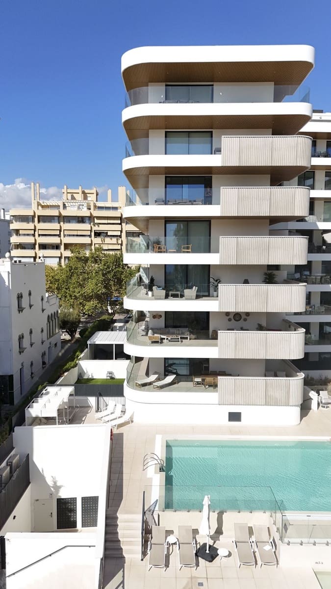 2 soverom Leilighet til salgs i Fuengirola med svømmebasseng - € 719 000 (Ref: 9324429)