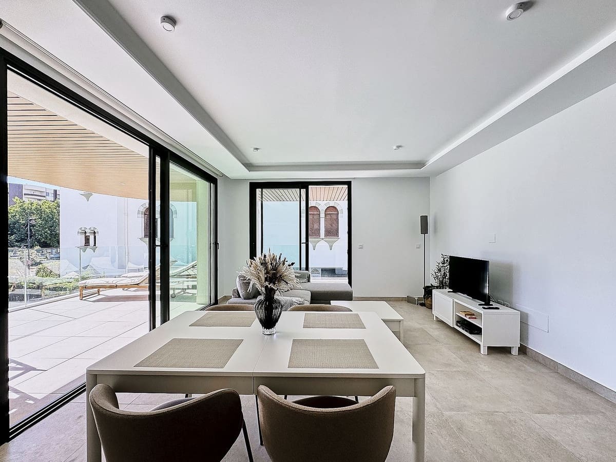 2 soverom Leilighet til salgs i Fuengirola med svømmebasseng - € 719 000 (Ref: 9324429)