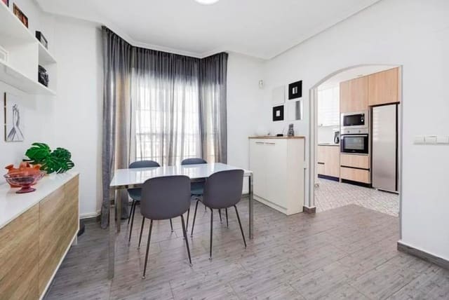 3 camera da letto Casa in vendita in Zona Pueblo, Guardamar del Segura con piscina - 214.900 € (Rif: 9379723)