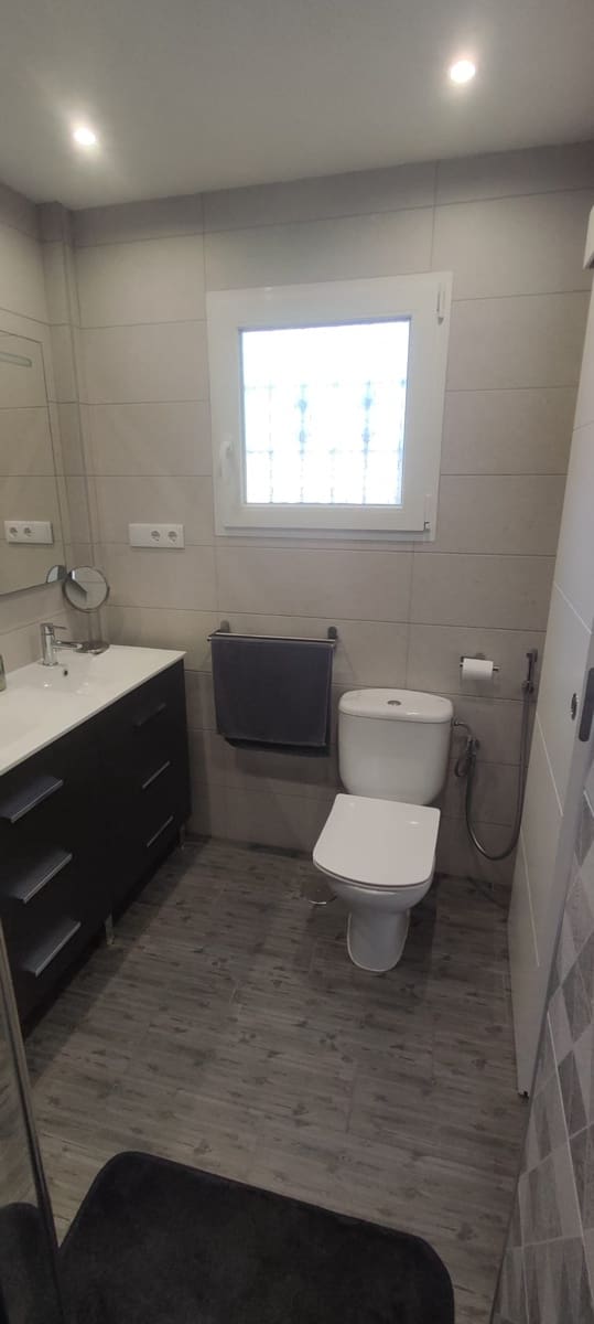 3 sypialnia Dom na sprzedaż w Guardamar del Segura z basenem - 214 900 € (Ref: 9379723)