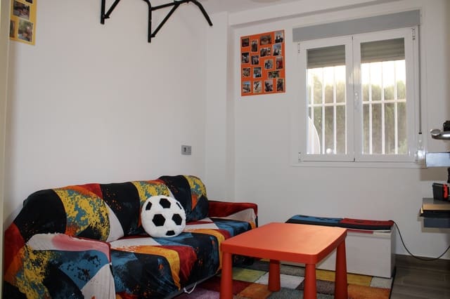 3 soveværelse Lejlighed til salg i Ciudad Jardín, Málaga by - € 325.000 (Ref: 9410079)