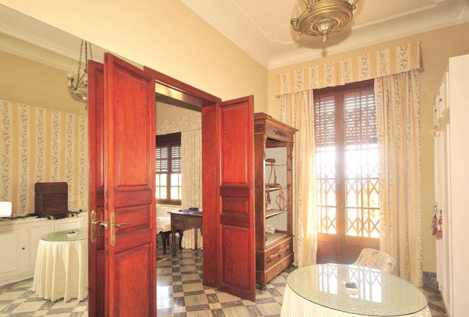 11 soverom Hus til salgs i Palma de Mallorca med garasje - € 3 500 000 (Ref: 9414585)