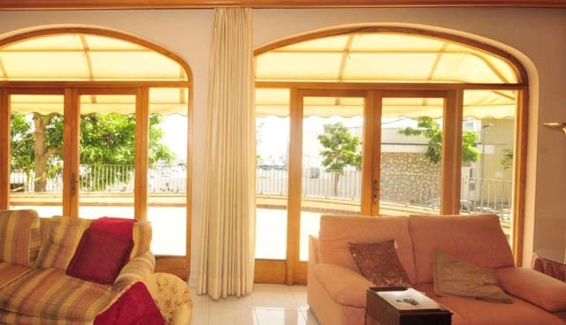 11 soveværelse Byhus til salg i Cort, Palma de Mallorca med garage - € 3.500.000 (Ref: 9414585)