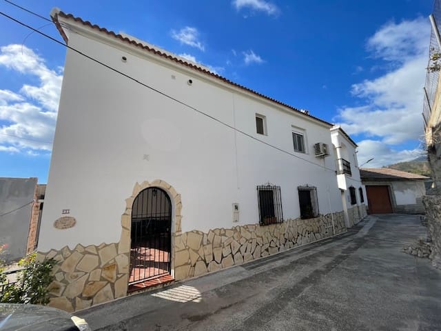 2 soveværelse Byhus til salg i Canillas de Albaida - € 145.000 (Ref: 9426366)