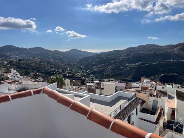 2 soveværelse Byhus til salg i Canillas de Albaida - € 145.000 (Ref: 9426366)