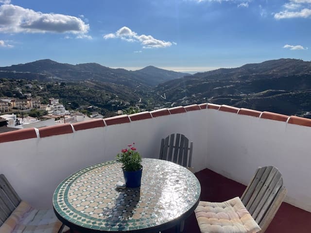 2 soveværelse Byhus til salg i Canillas de Albaida - € 145.000 (Ref: 9426366)