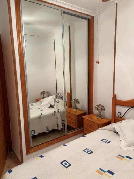 2 sovrum Lägenhet till salu i Torrevieja med garage - 136 500 € (Ref: 9465914)