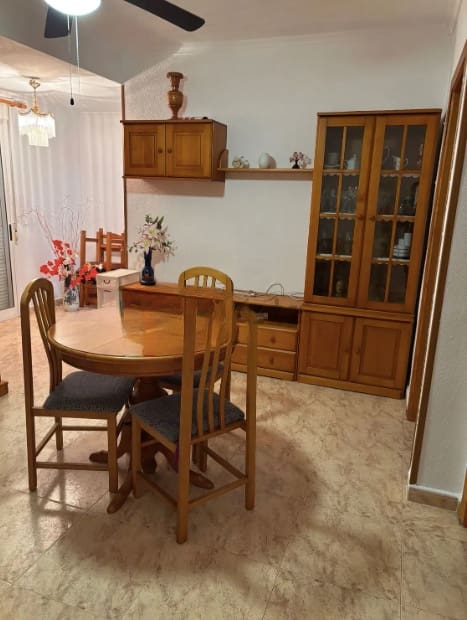 2 sovrum Lägenhet till salu i Torrevieja med garage - 136 500 € (Ref: 9465914)