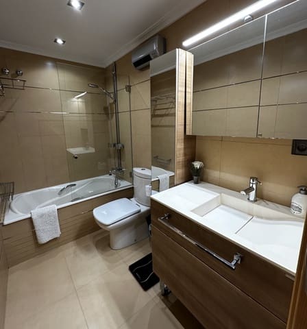 2 slaapkamer Appartement te koop in Zona Pueblo, Guardamar del Segura - € 339.000 (Ref: 9473200)