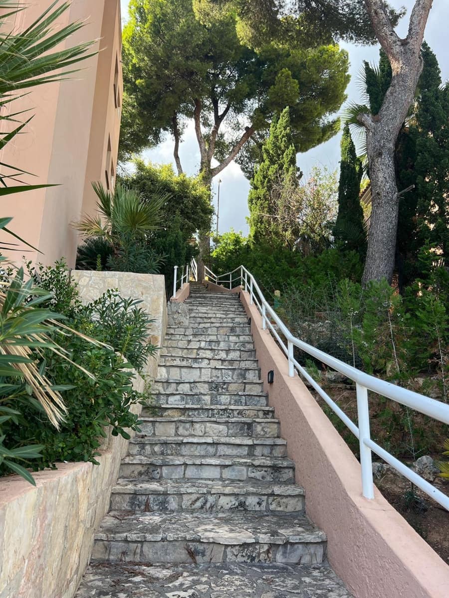 2 bedroom Apartment for sale in Illetas with pool - € 695,000 (Ref: 9487936)