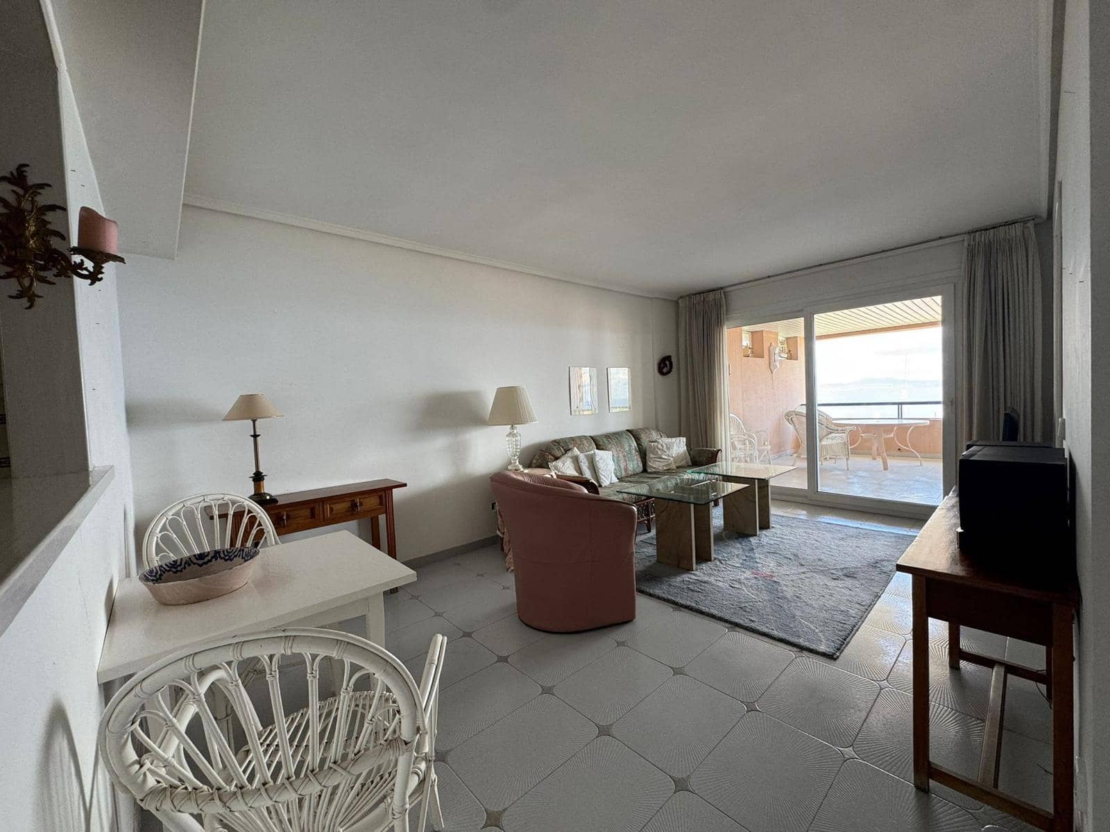 2 bedroom Apartment for sale in Illetas with pool - € 695,000 (Ref: 9487936)