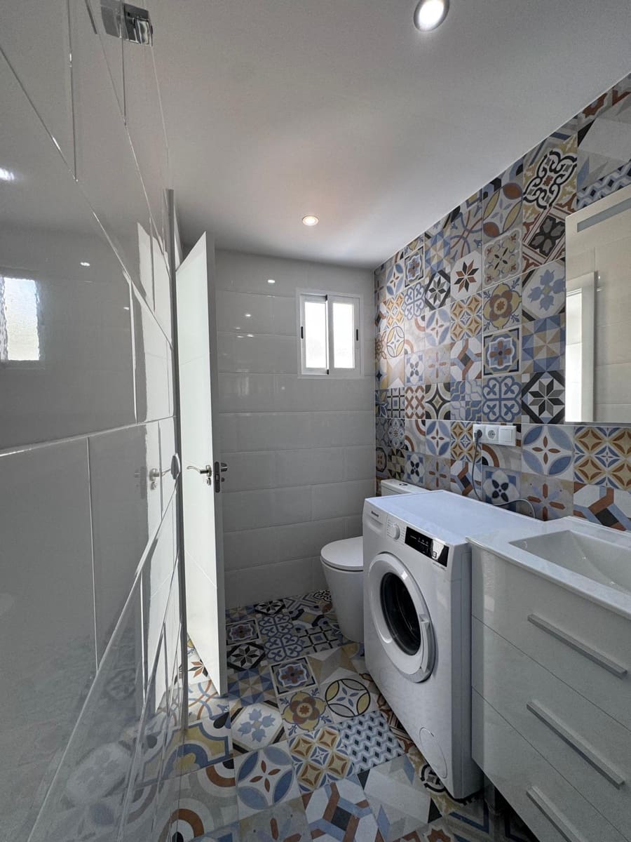 3 sovrum Lägenhet till salu i Torrevieja - 174 000 € (Ref: 9489777)