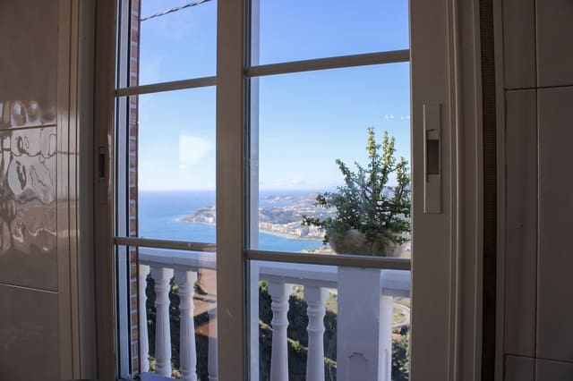 2 soveværelse Villa til salg i Salobreña med swimmingpool - € 265.000 (Ref: 9500024)