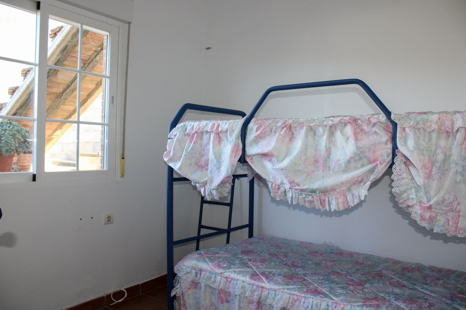 2 soveværelse Villa til salg i Salobrena med swimmingpool - € 265.000 (Ref: 9500024)