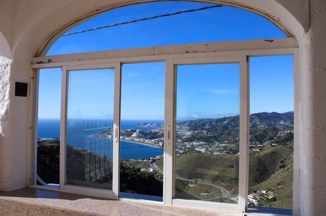 2 soveværelse Villa til salg i Salobreña med swimmingpool - € 265.000 (Ref: 9500024)