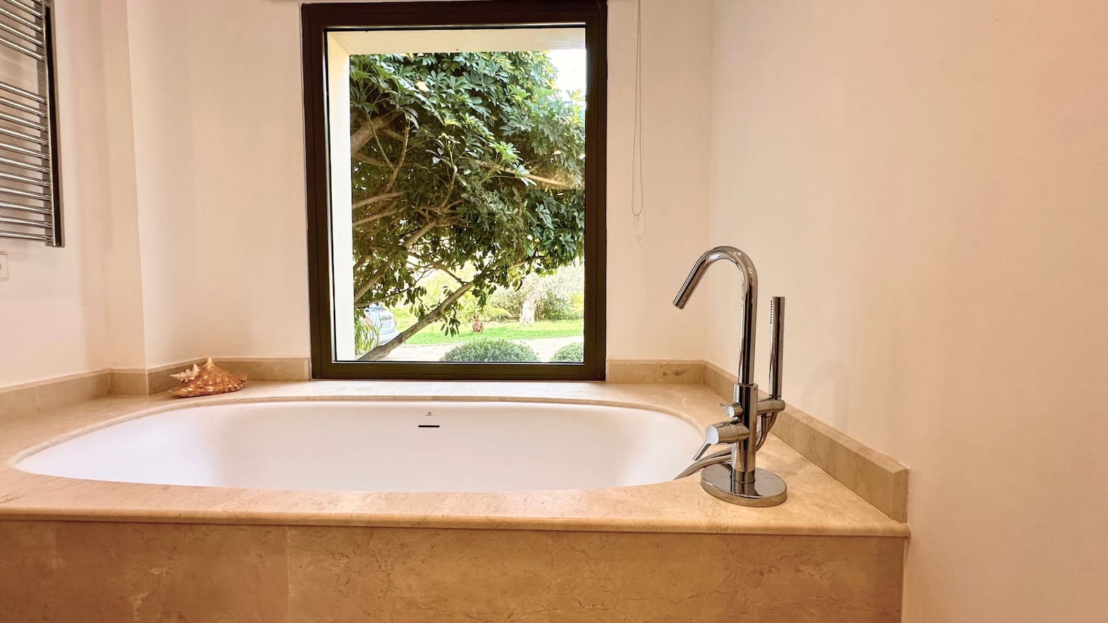 5 soveværelse Villa til salg i Esporles med swimmingpool - € 1.650.000 (Ref: 9596852)