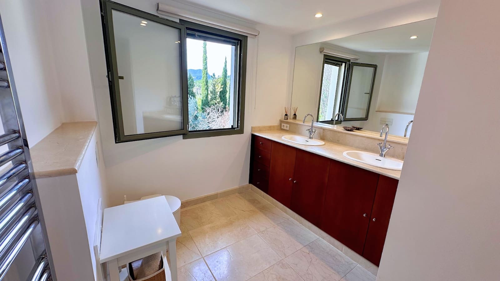 5 soveværelse Villa til salg i Esporles med swimmingpool - € 1.650.000 (Ref: 9596852)