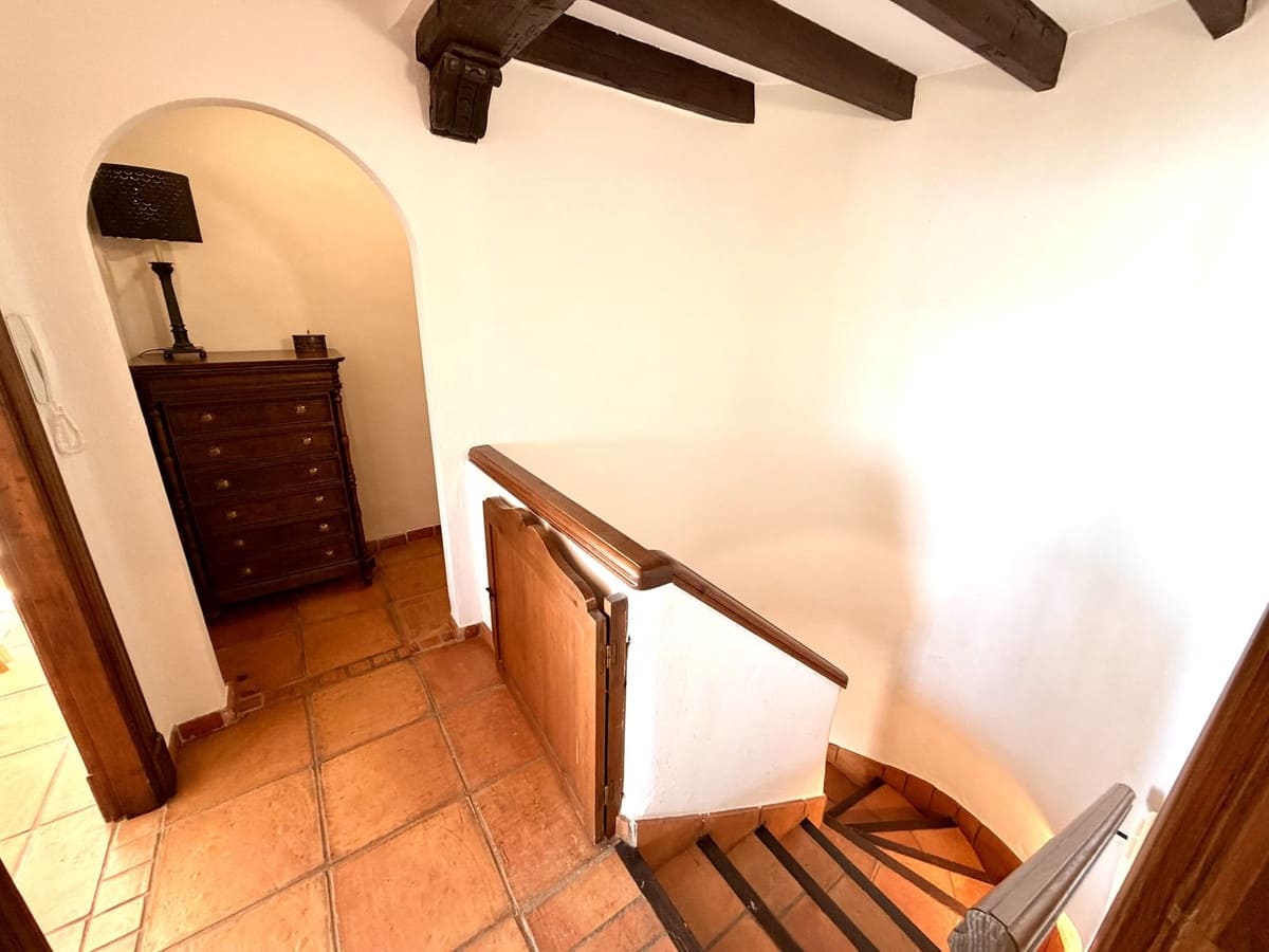 4 Zimmer Doppelhaus zu verkaufen in La Herradura mit Pool - 896.000 € (Ref: 9618073)