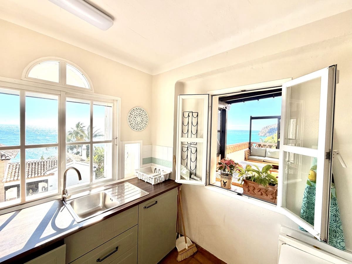 4 Zimmer Doppelhaus zu verkaufen in La Herradura mit Pool - 896.000 € (Ref: 9618073)