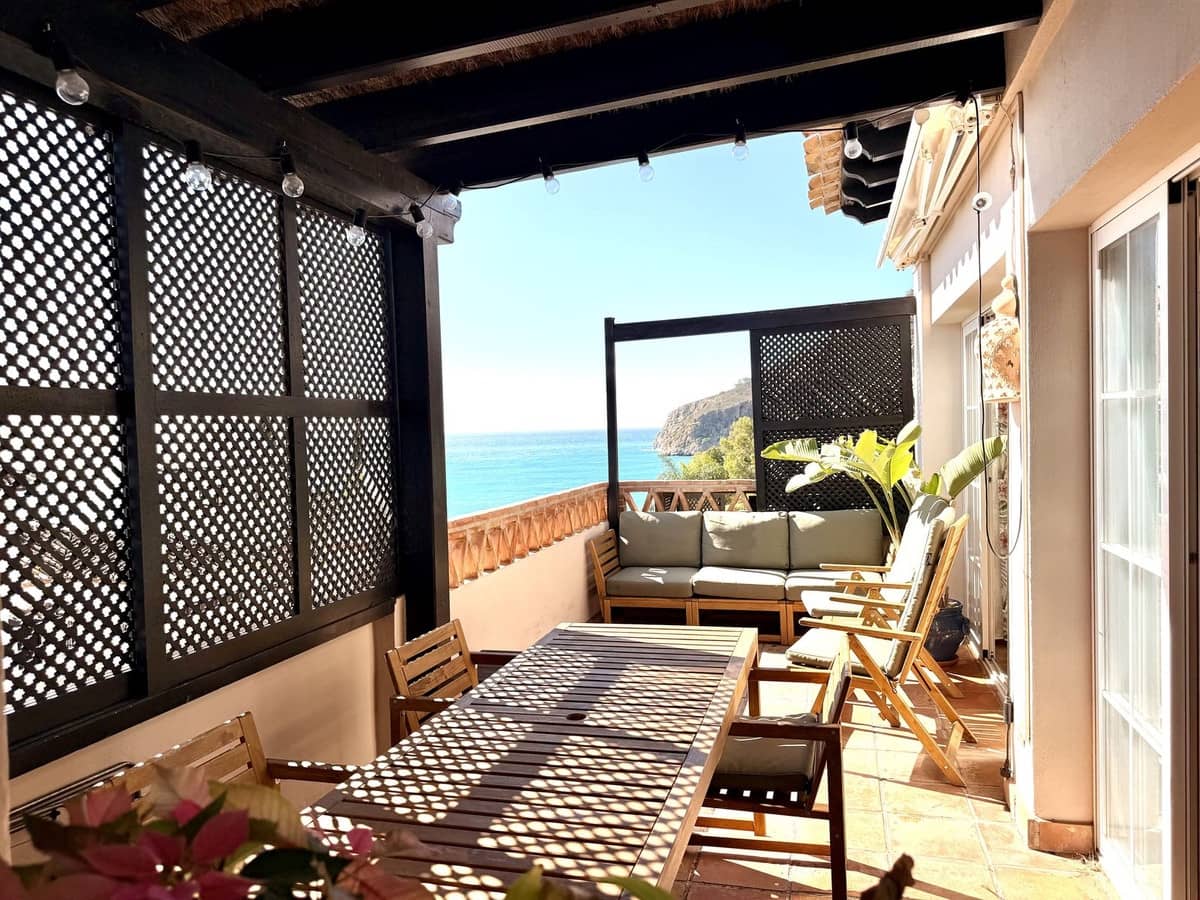 4 Zimmer Doppelhaus zu verkaufen in La Herradura mit Pool - 896.000 € (Ref: 9618073)