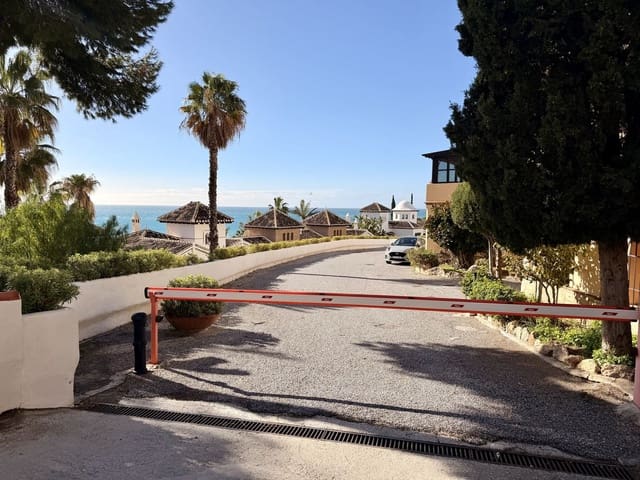 4 Zimmer Doppelhaus zu verkaufen in La Herradura, Almuñécar mit Pool - 896.000 € (Ref: 9618073)