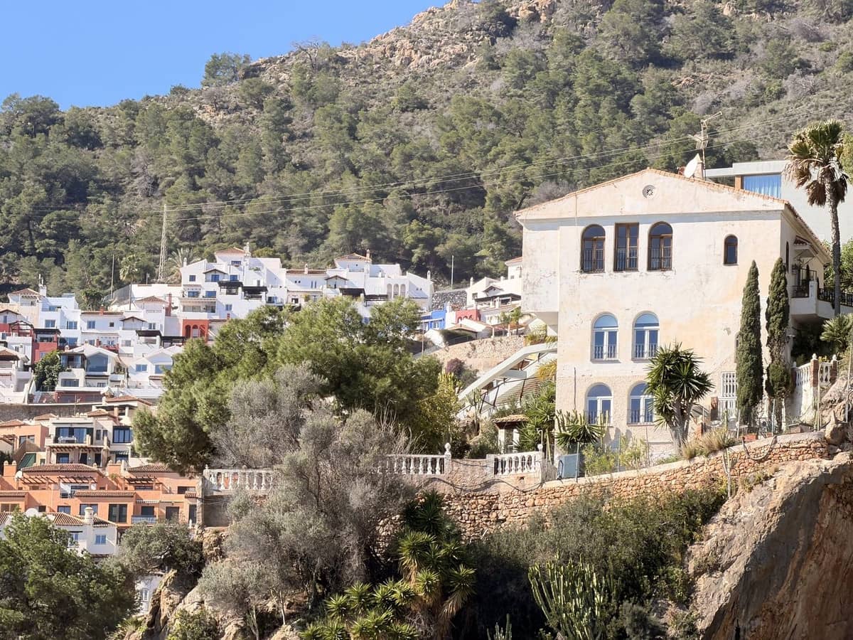 4 Zimmer Doppelhaus zu verkaufen in La Herradura mit Pool - 896.000 € (Ref: 9618073)