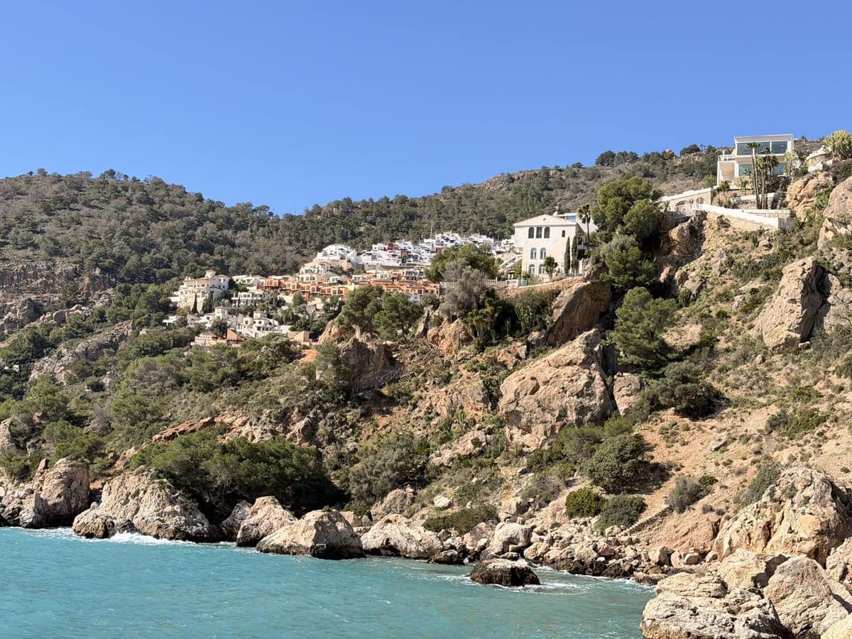 4 Zimmer Doppelhaus zu verkaufen in La Herradura mit Pool - 896.000 € (Ref: 9618073)