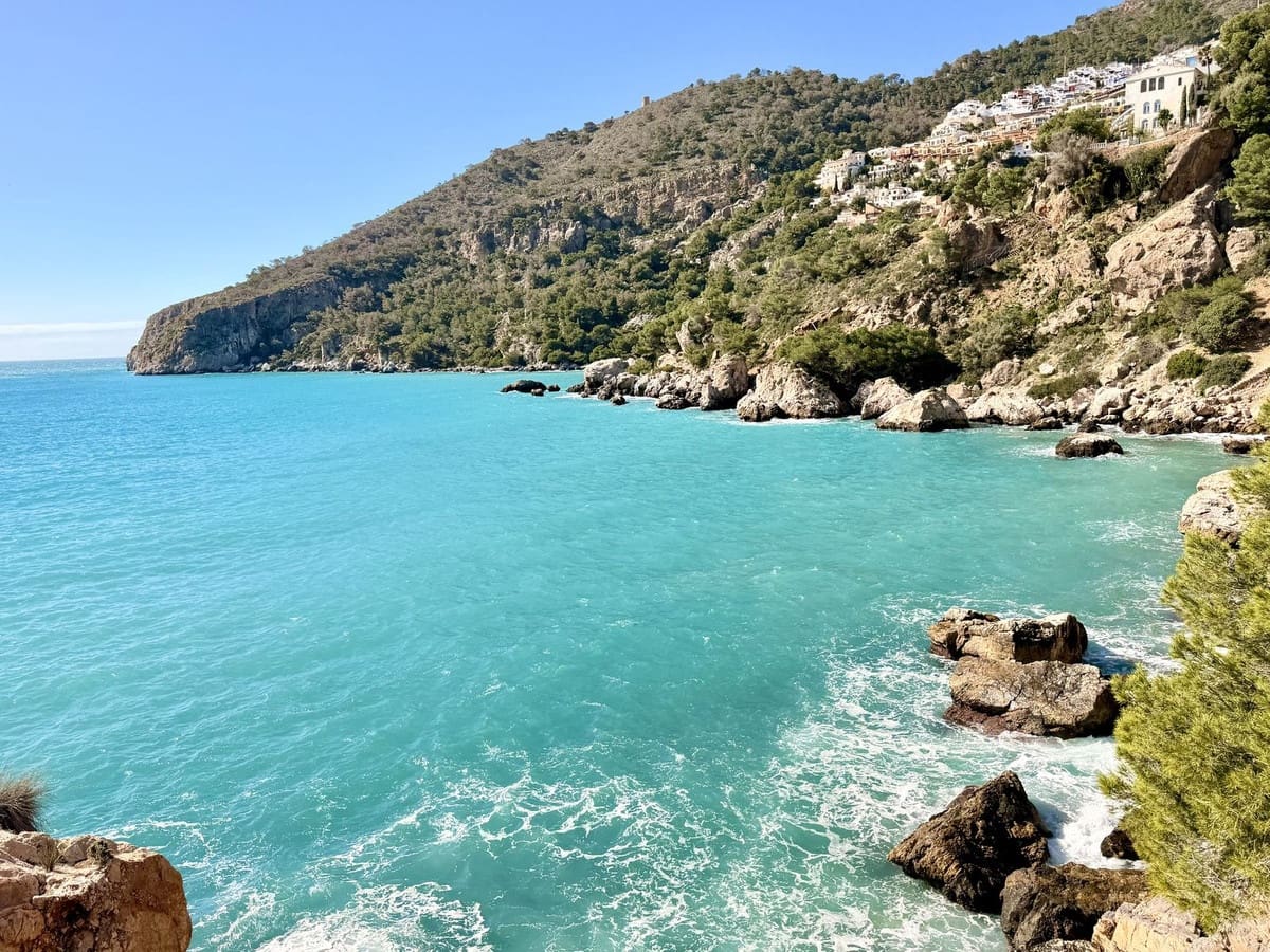 4 Zimmer Doppelhaus zu verkaufen in La Herradura mit Pool - 896.000 € (Ref: 9618073)