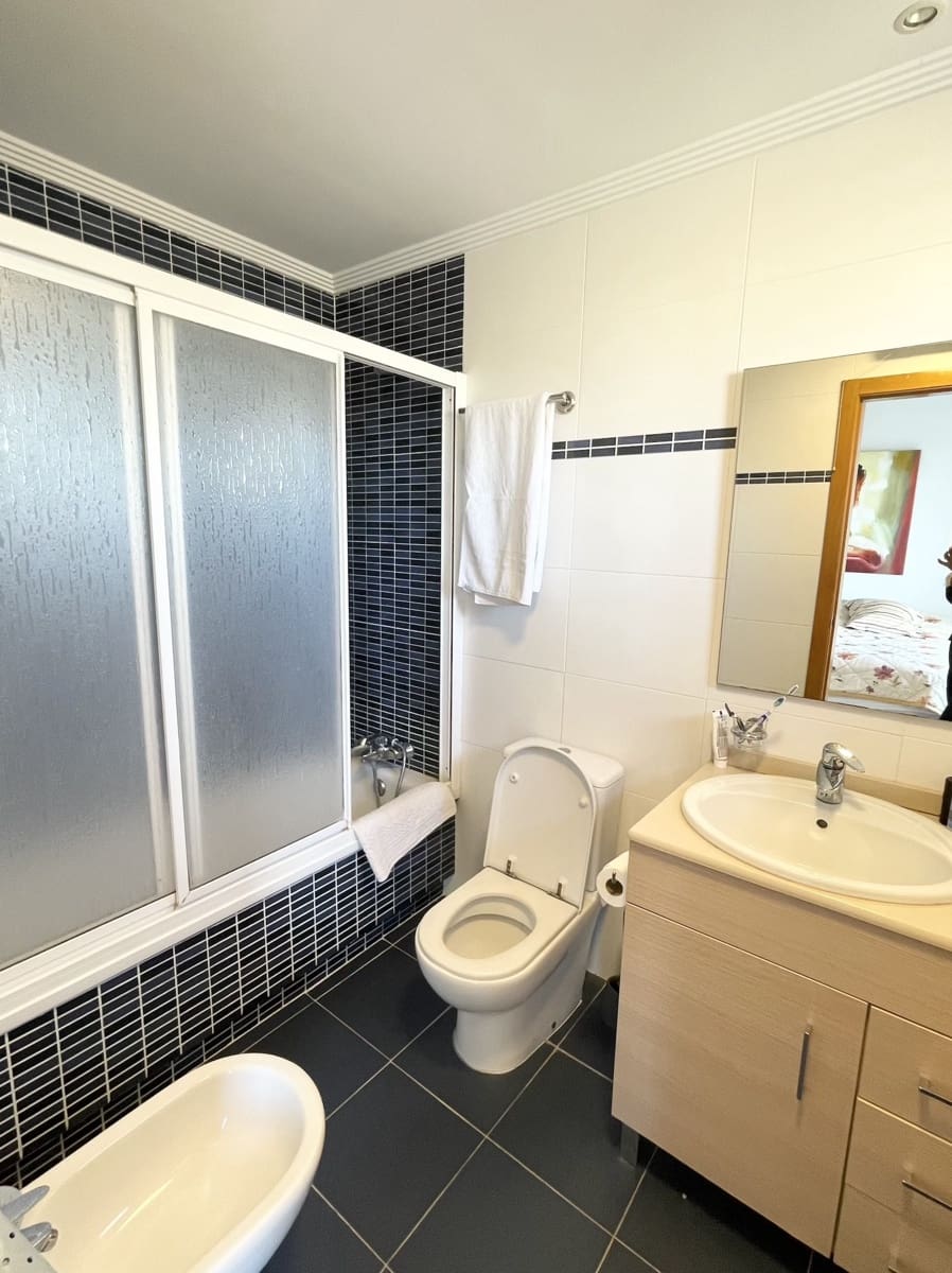 2 quarto Penthouse para venda em Calas de Mallorca com piscina - 379 000 € (Ref: 9665133)