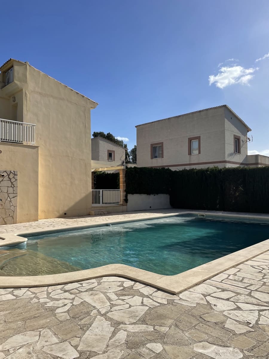 3 bedroom Townhouse for sale in Cala Murada with pool garage - € 695,000 (Ref: 9733755)