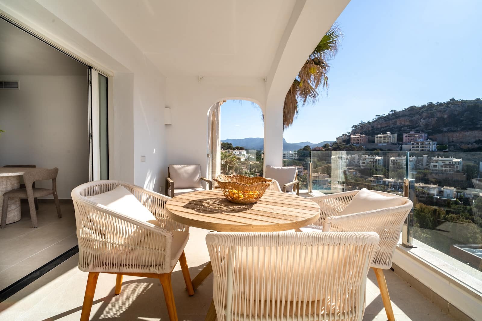 2 soverom Leilighet til salgs i Puerto de Andratx med svømmebasseng - € 1 580 000 (Ref: 9750864)